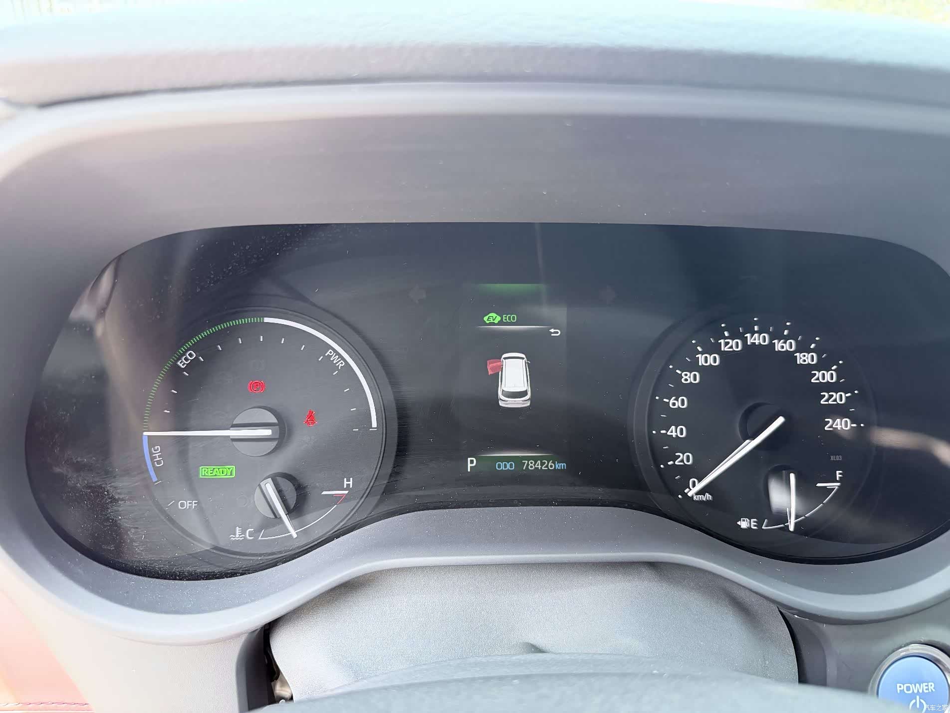 Toyota Sienna, 2022 все фото