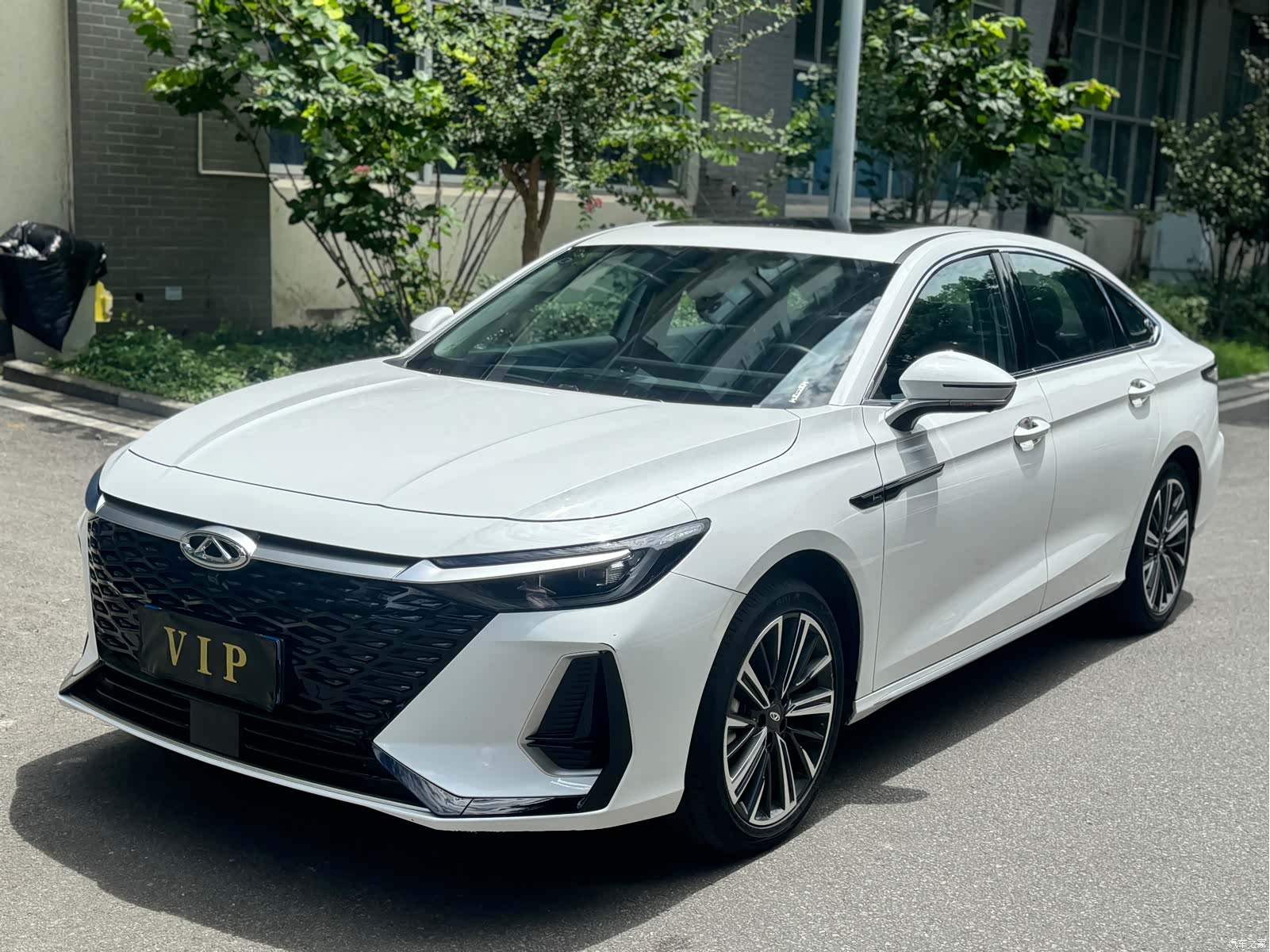 Chery Arrizo 8, 2025 1