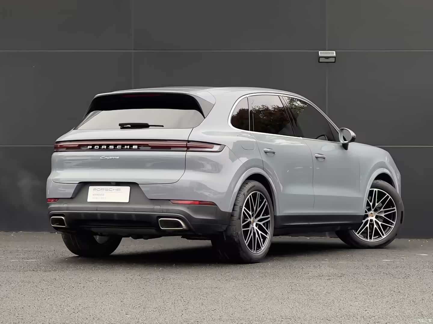 Porsche Cayenne, 2024 2