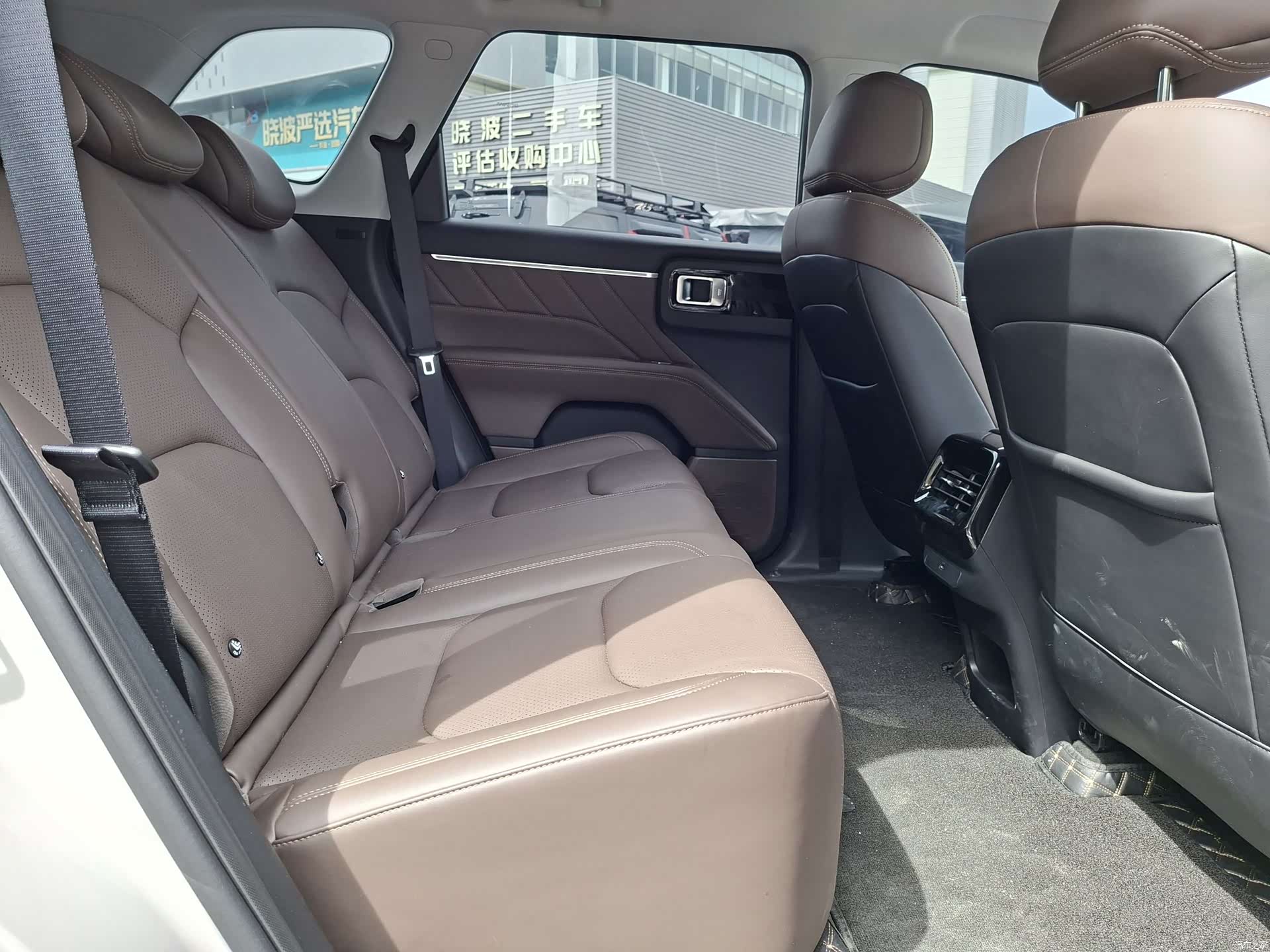 Wuling 560, 2026 13