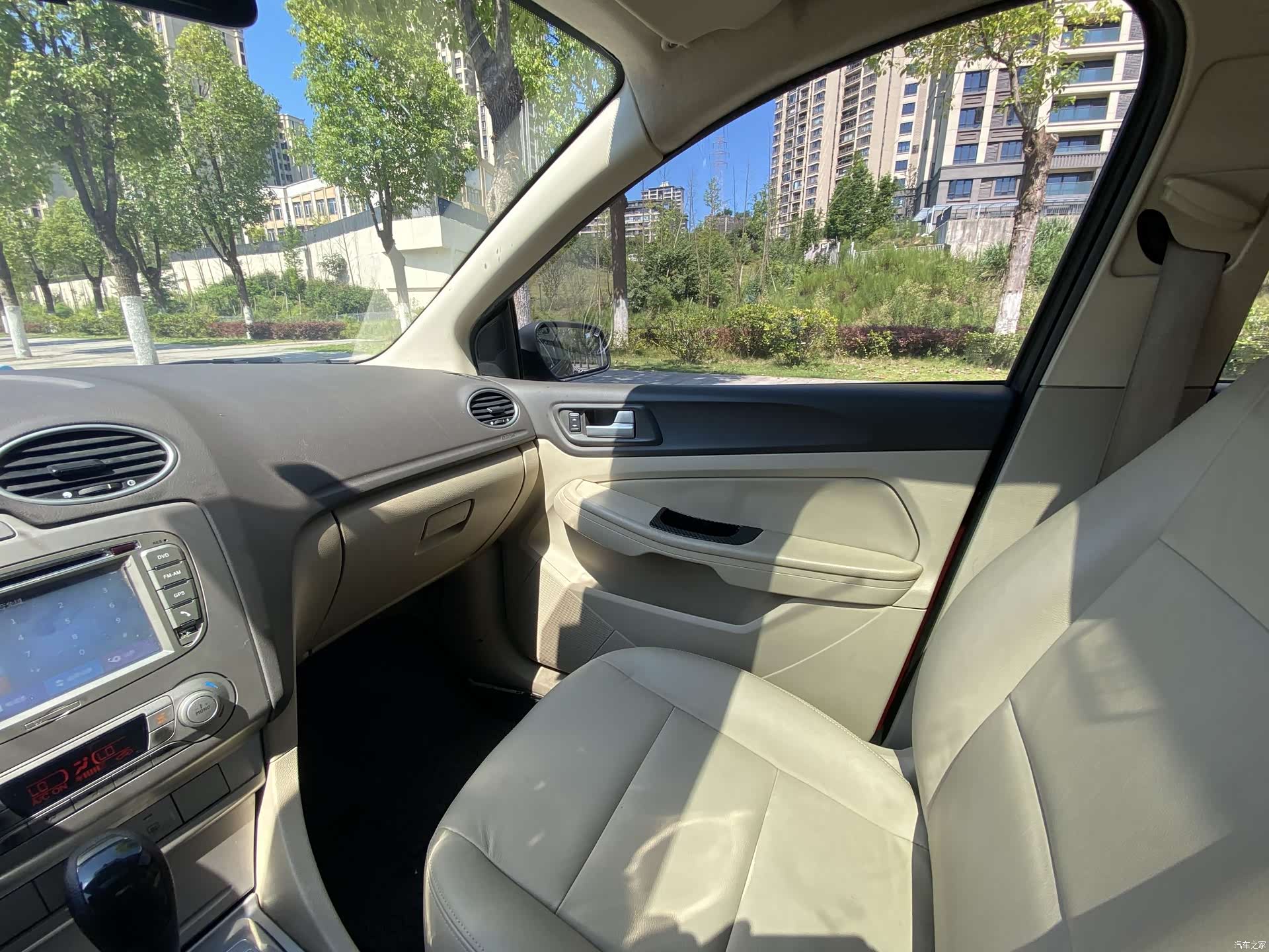 Ford Focus, 2014 8
