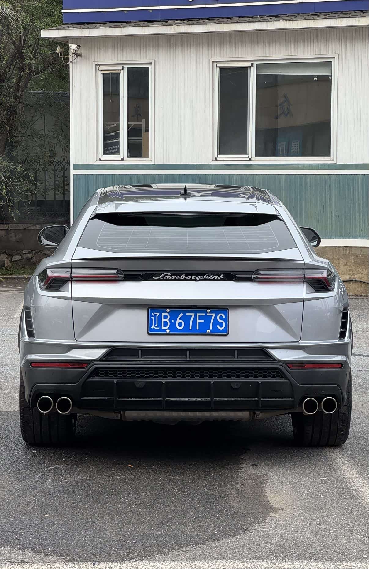 Lamborghini Urus, 2024 6