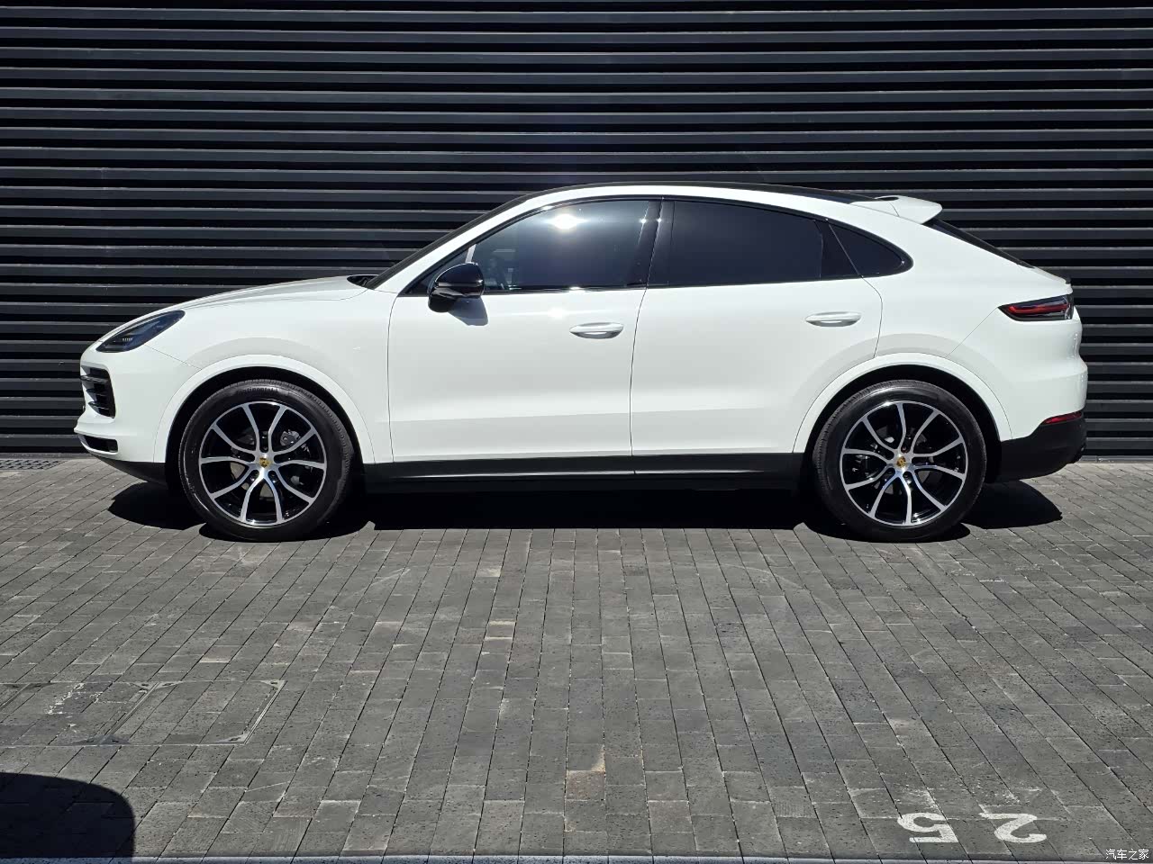 Porsche Cayenne, 2024 2
