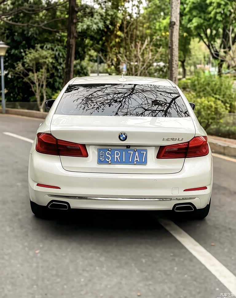 BMW 5 Series, 2019 22