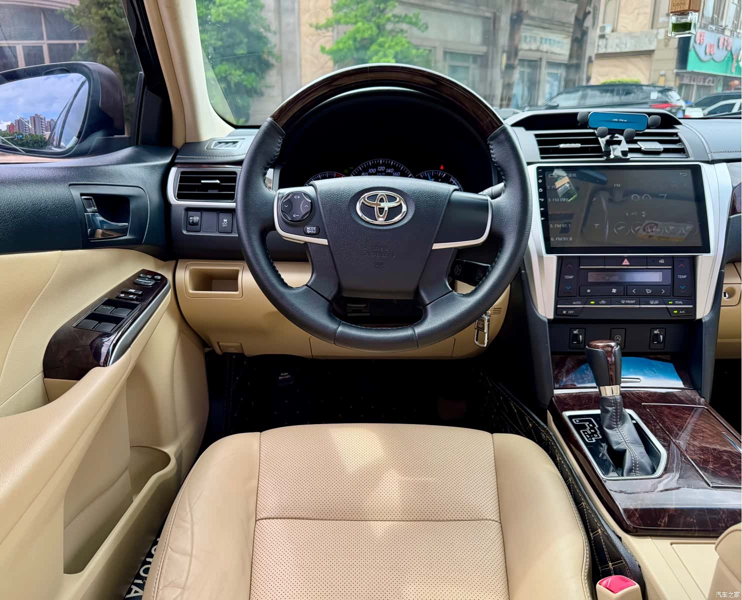 Toyota Camry, 2016 8