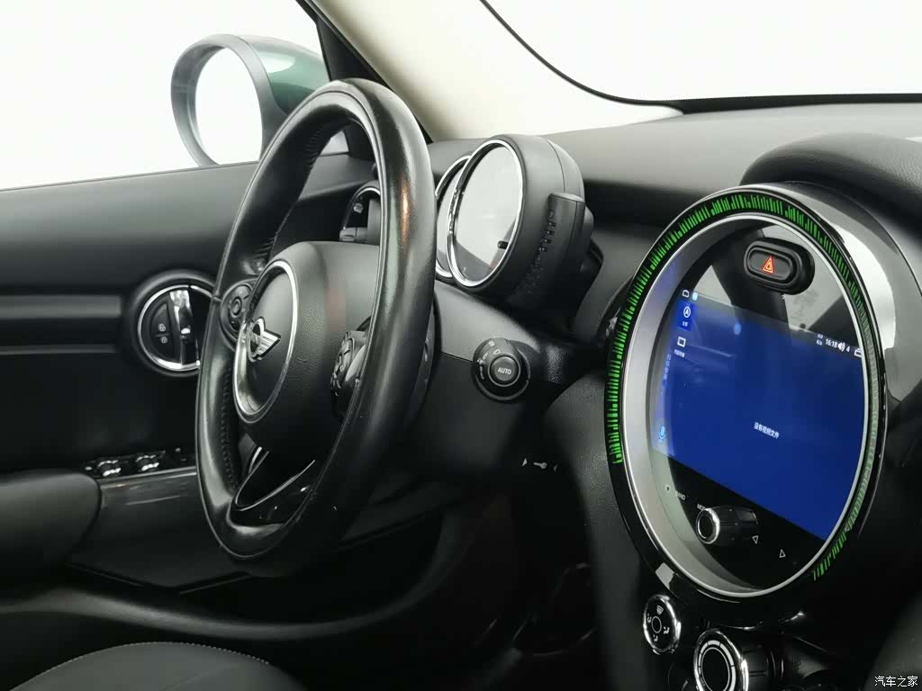 Mini ONE, 2016 22