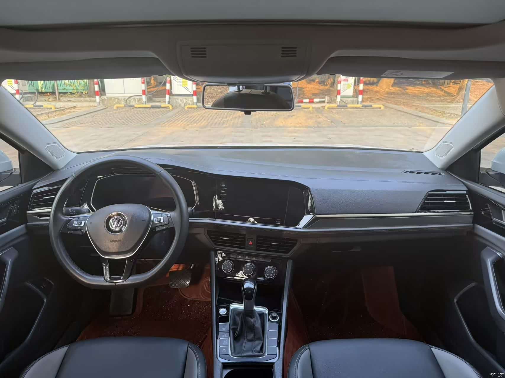 Volkswagen Sagitar, 2022 6