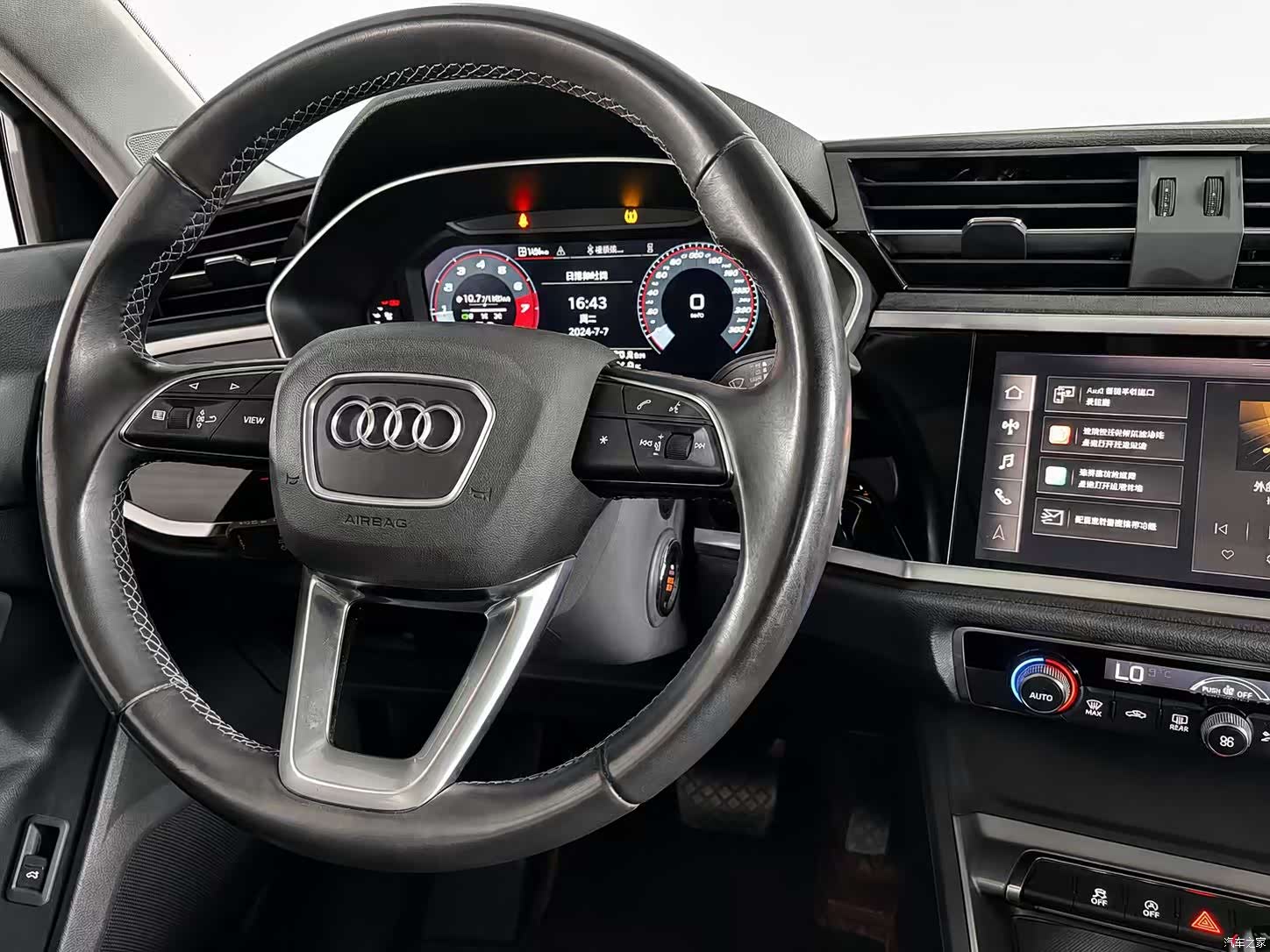 Audi Q3, 2022 15