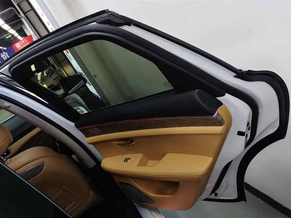 HarmonyOS Ask the world M5
