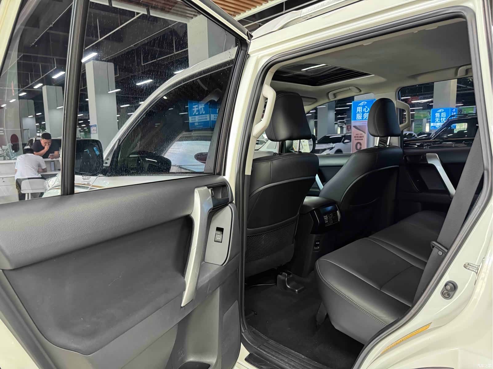 Toyota Prado, 2017 13