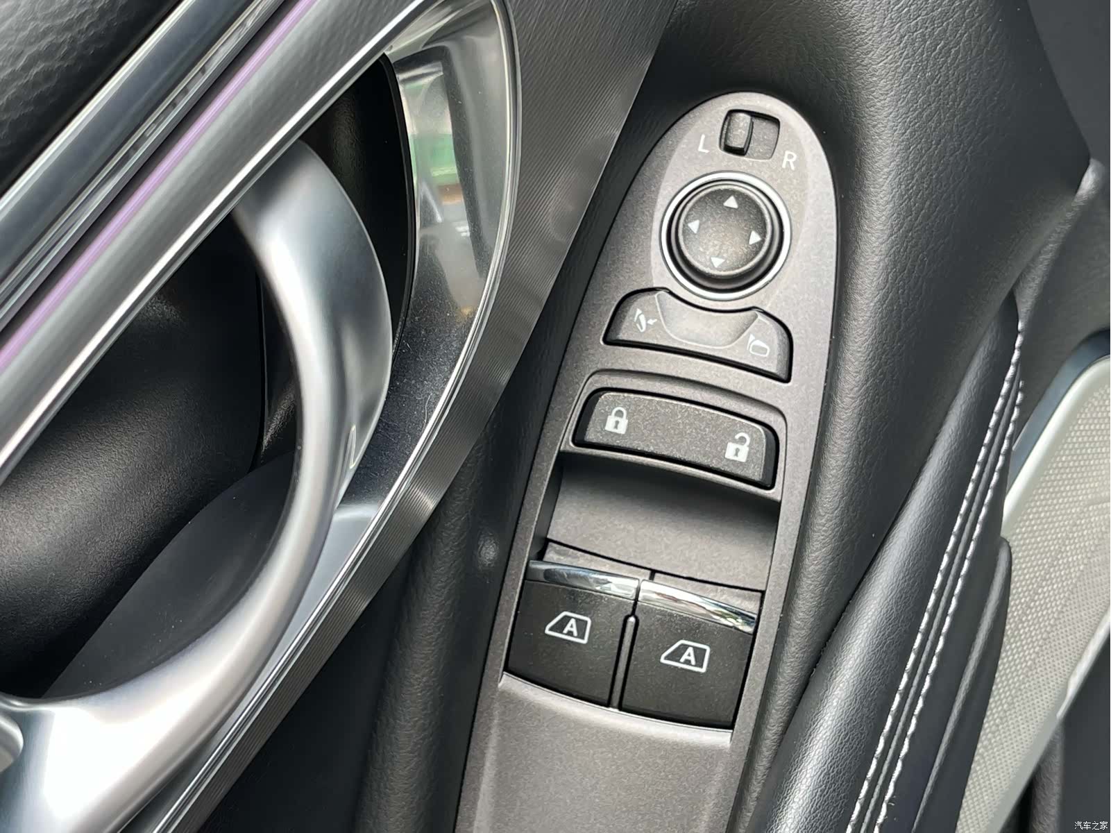 Infiniti Q60, 2019 31