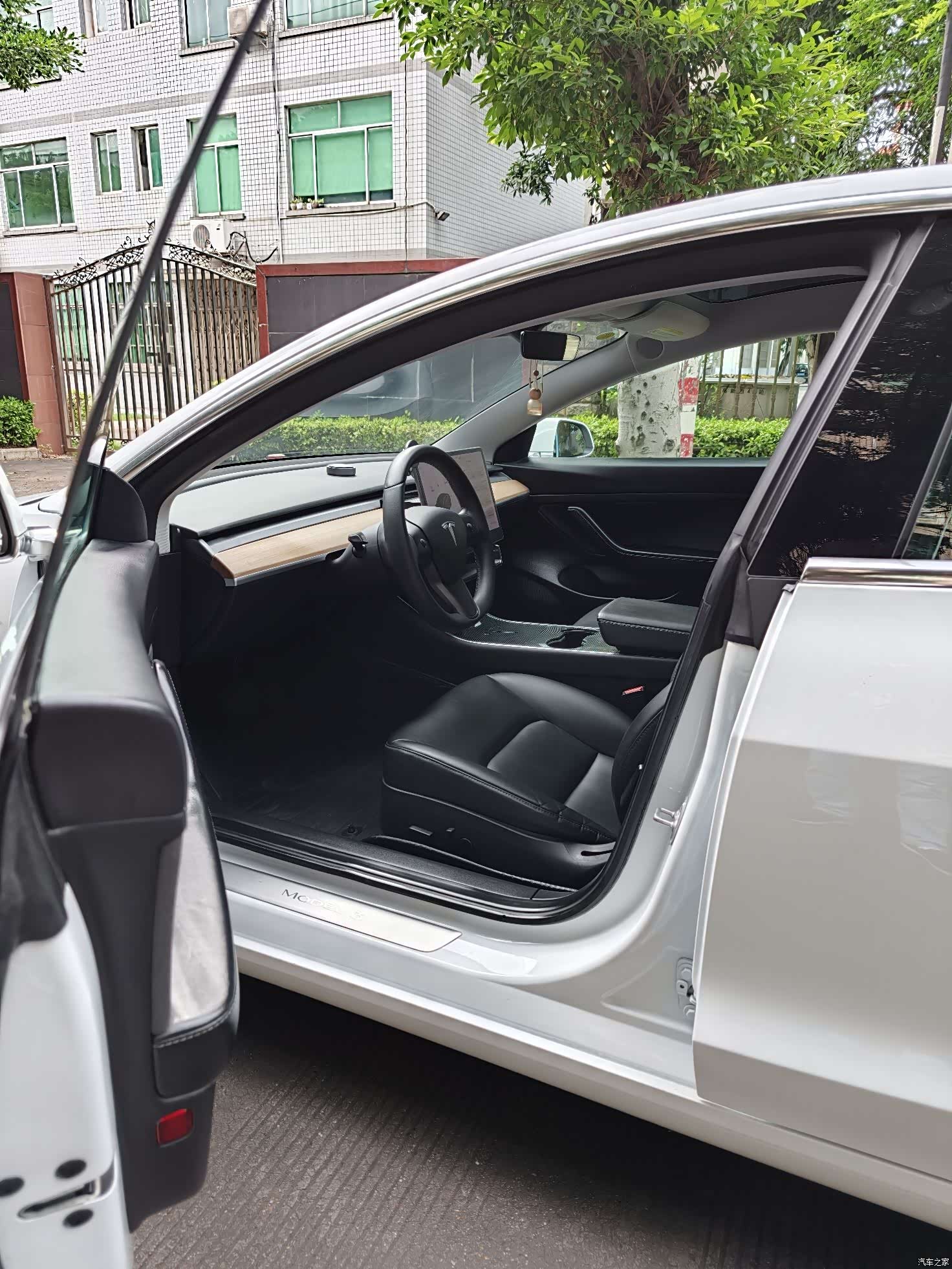 Tesla Model 3, 2020 4