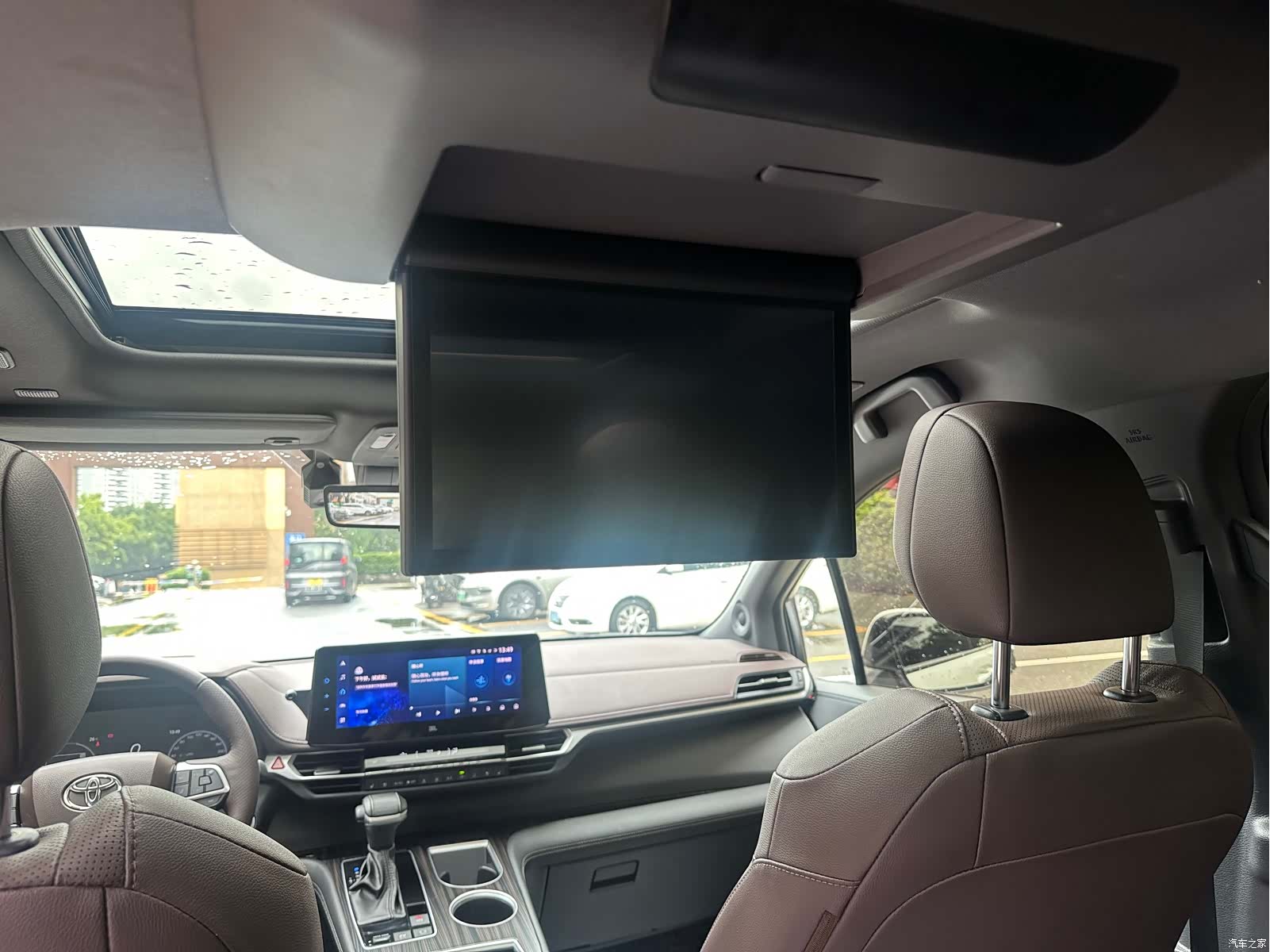 Toyota Sienna, 2022 13