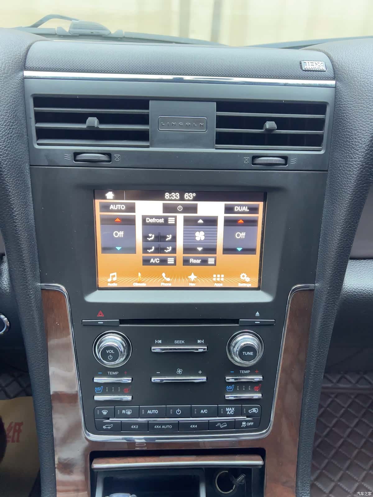 Lincoln Navigator, 2016 4