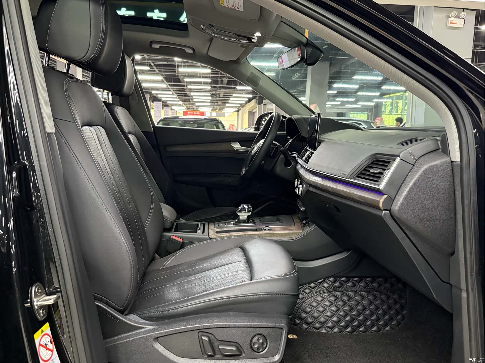 Audi Q5L, 2022 16
