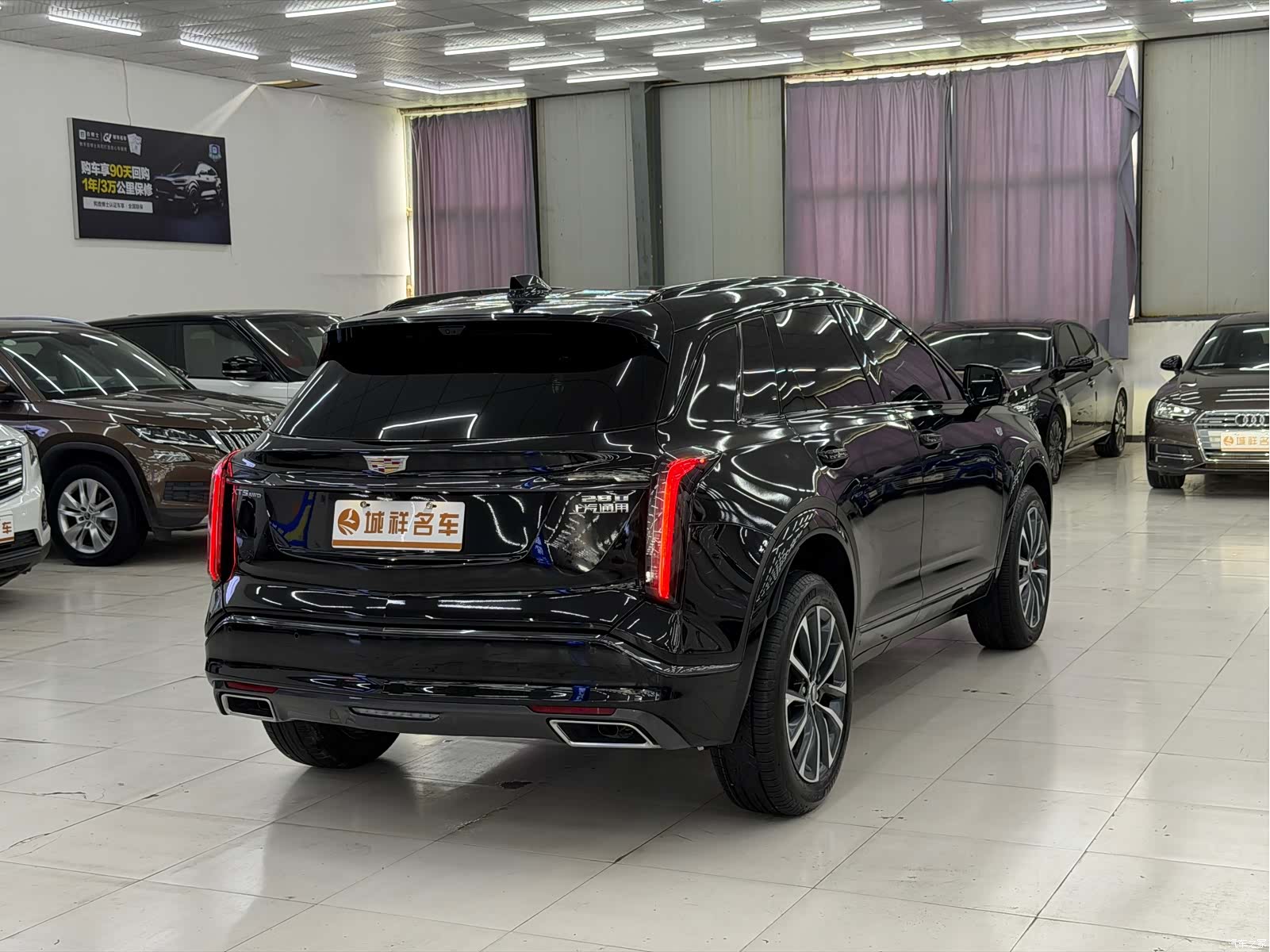 Cadillac XT5, 2025 9