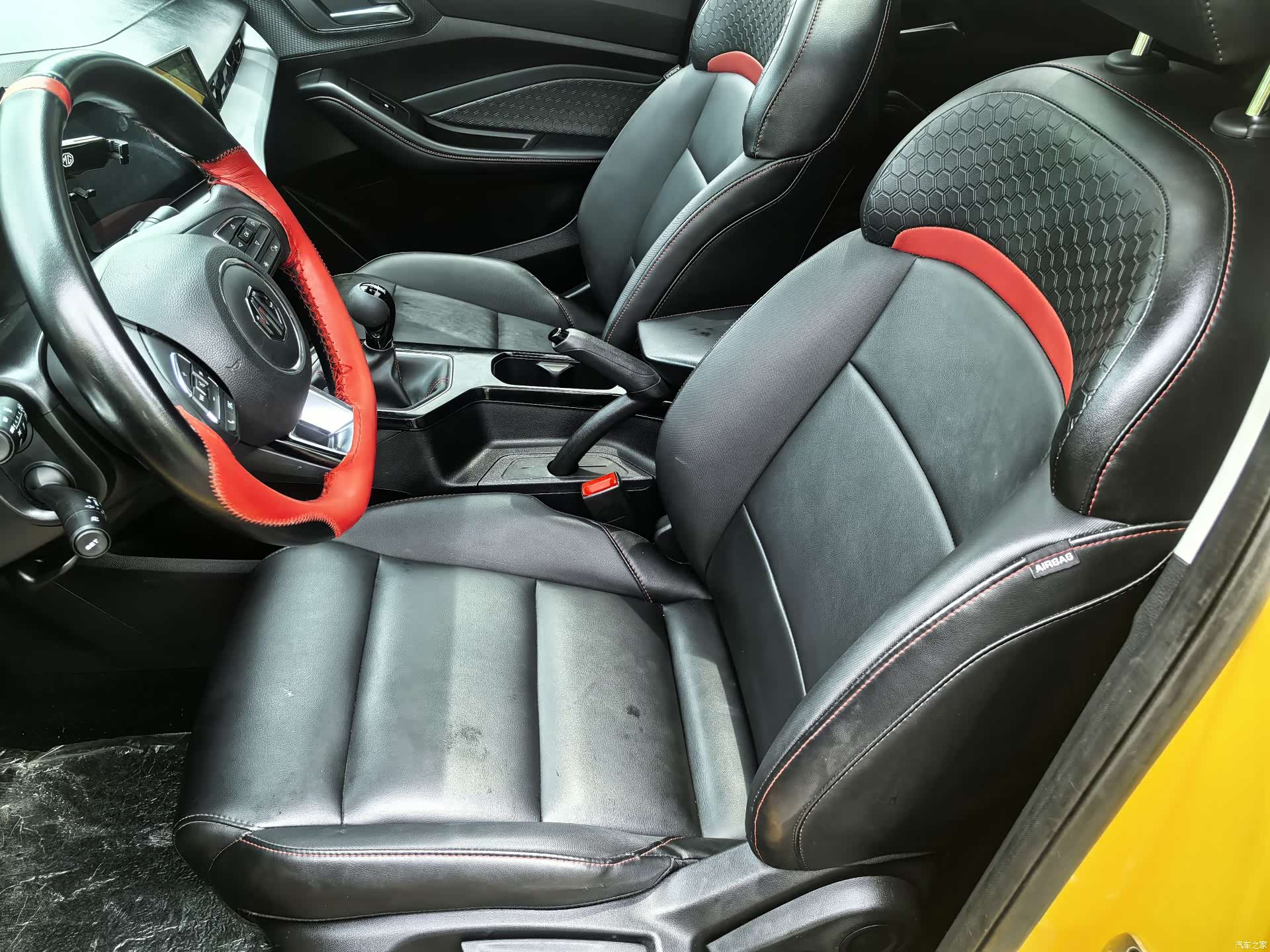 MG MG5, 2021 11