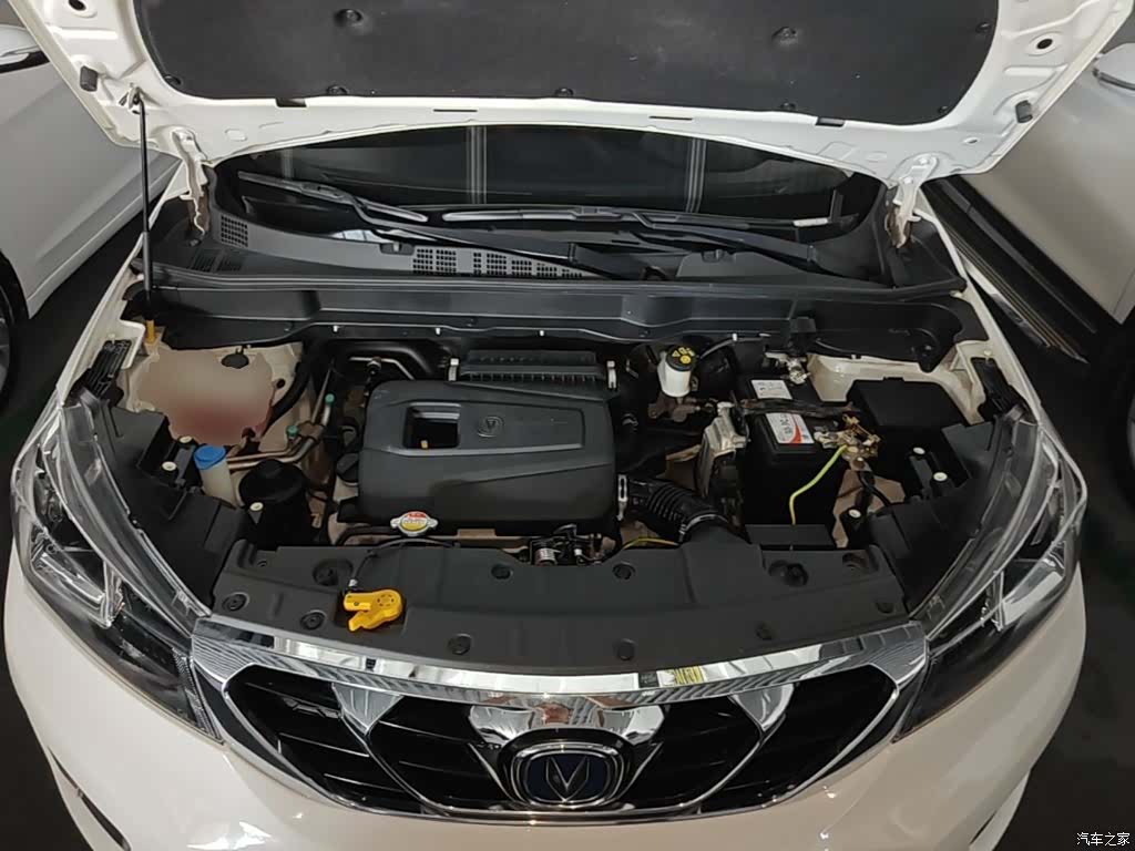 Changan CS15, 2018 20