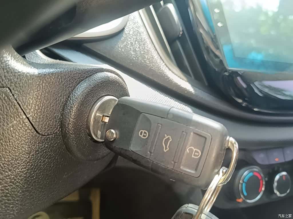 Chevrolet 320, 2018 9