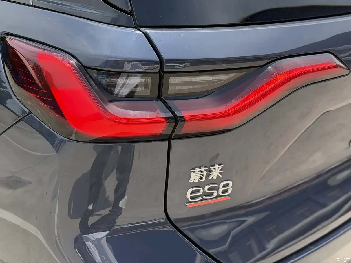 NIO ES8, 2021 9