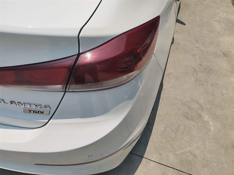 Hyundai Lead Hyundai Lead