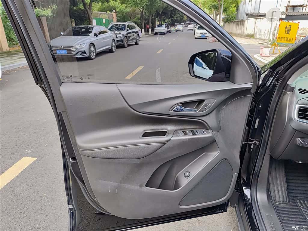 Chevrolet Equinox, 2019 6