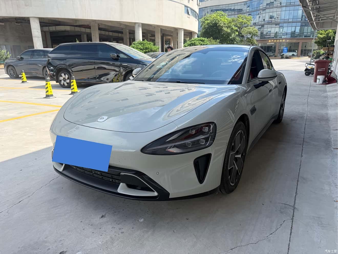 Xiaomi SU7, 2025 1