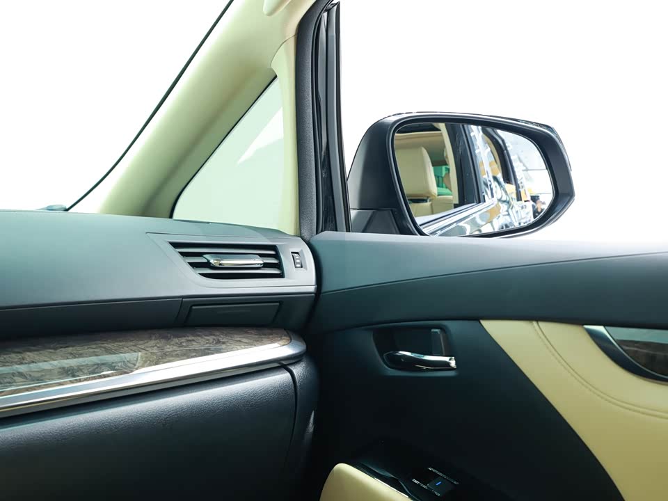 Toyota Elfa Toyota Elfa