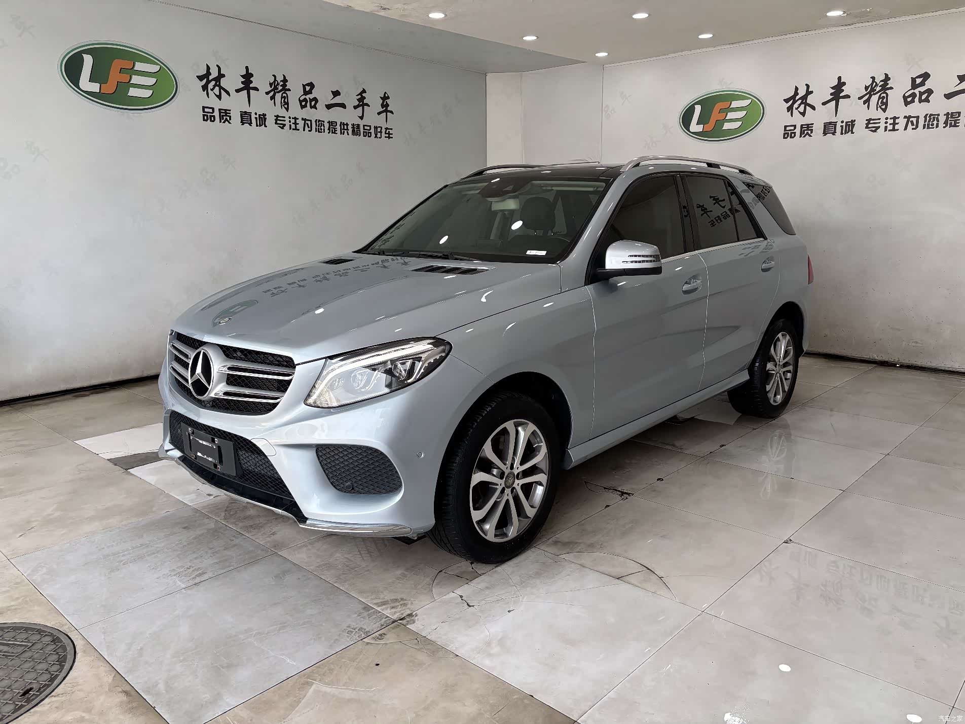 Mercedes-Benz GLE, 2016 1