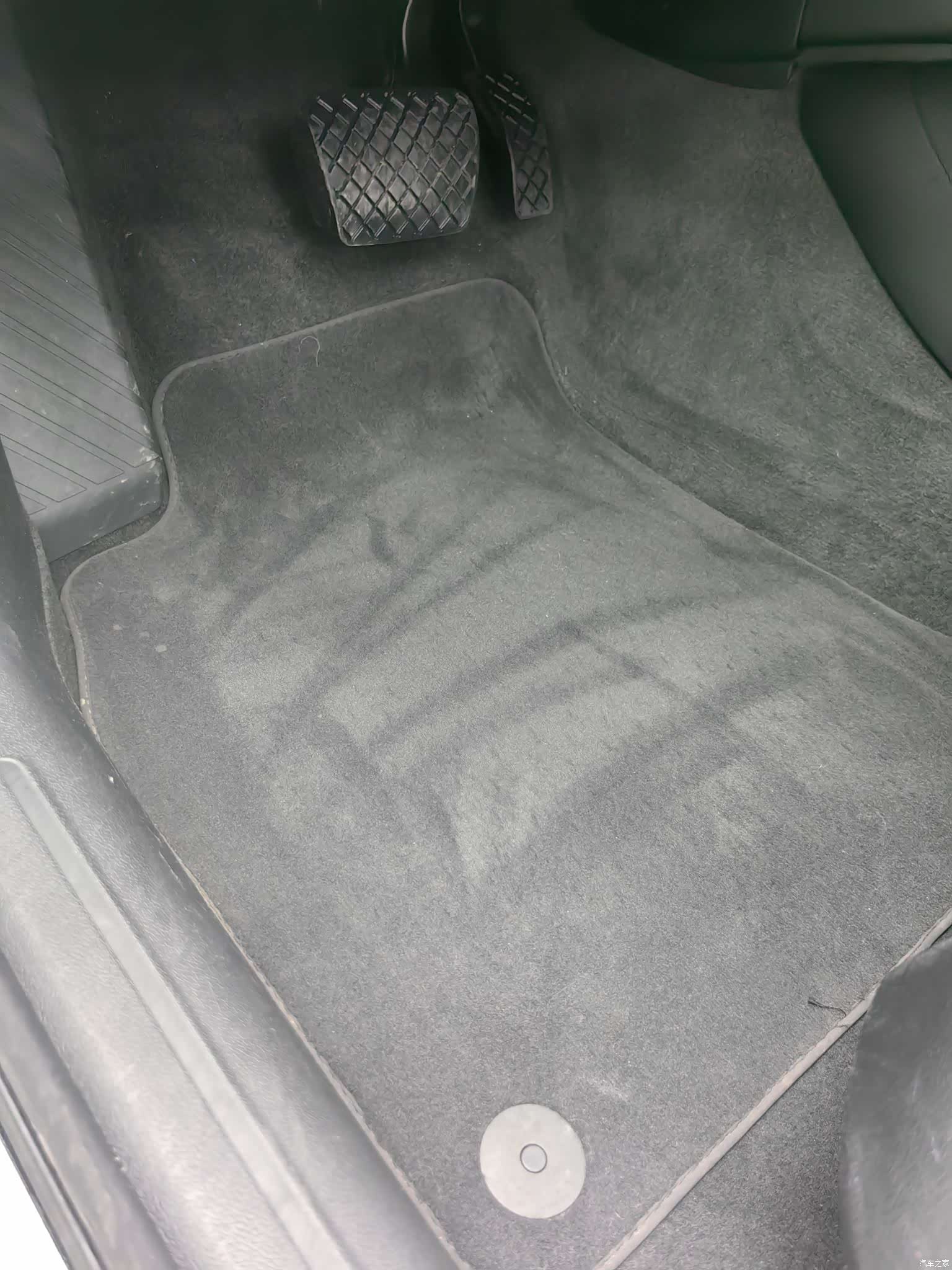 Audi A4L, 2013 12