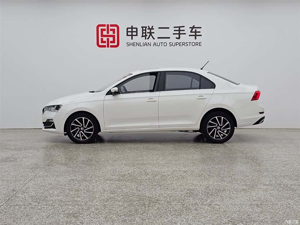 Skoda Rapid, 2022 4