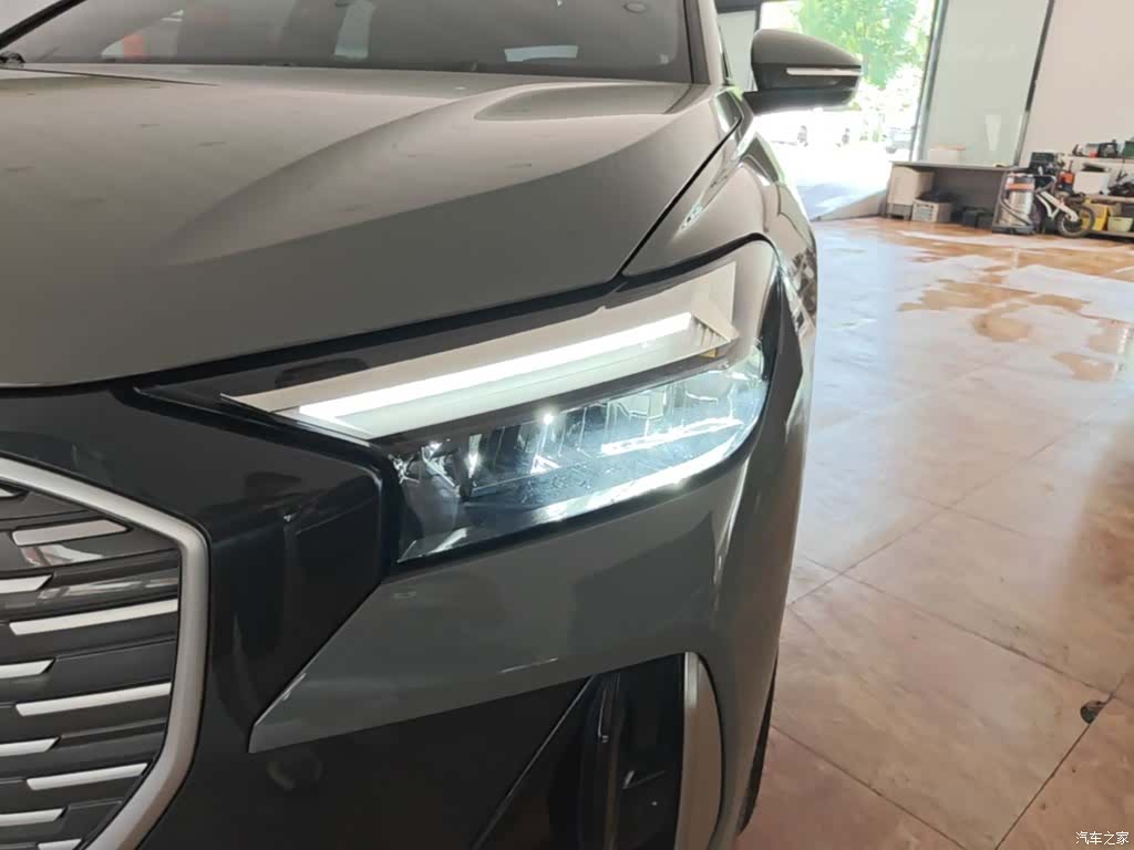 Audi Q4 e-tron, 2024 24