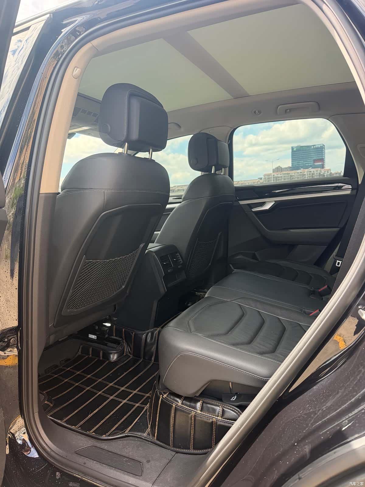 Volkswagen Touareg, 2020 7