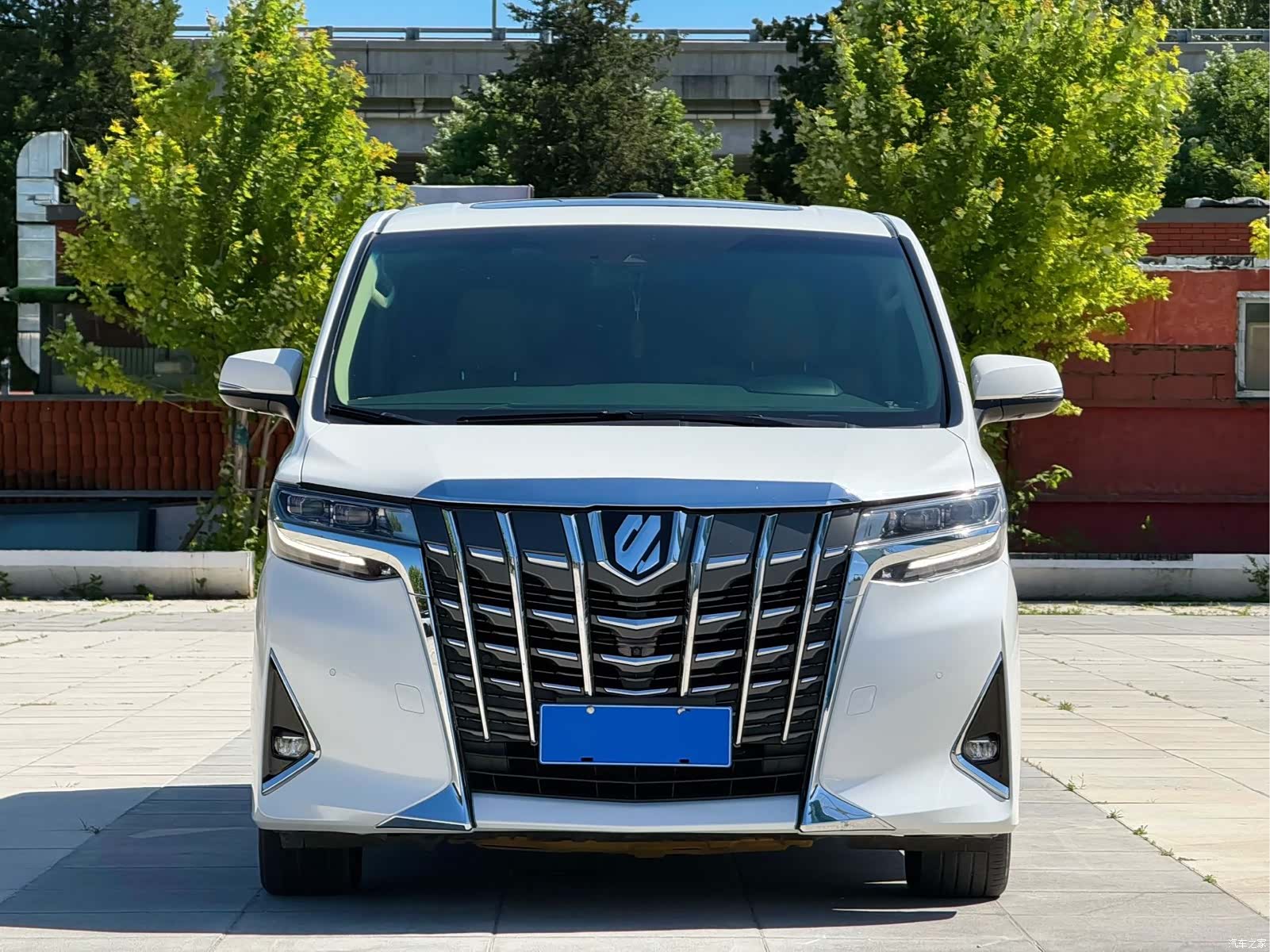 Toyota Alphard, 2021 2