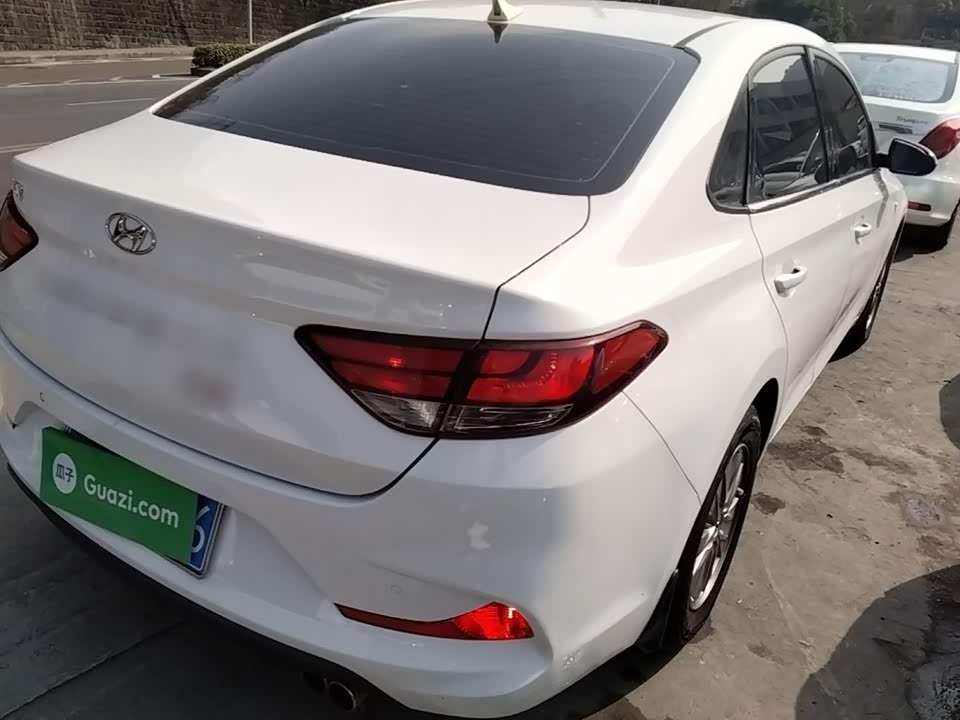Hyundai Yuedong