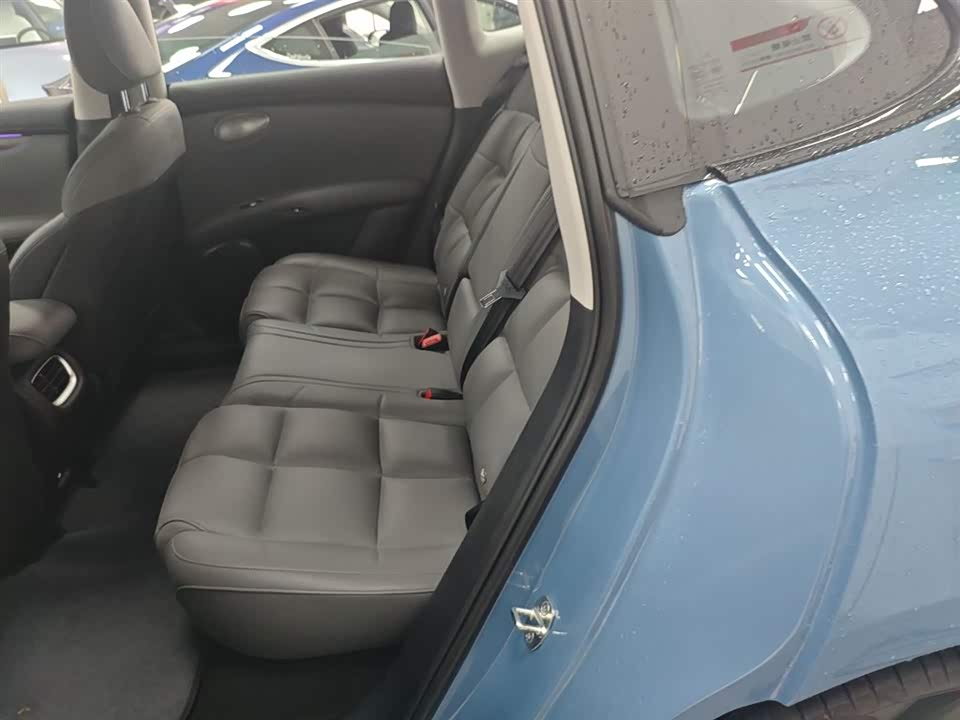 IM Motors Zhiji LS6 IM Motors Zhiji LS6