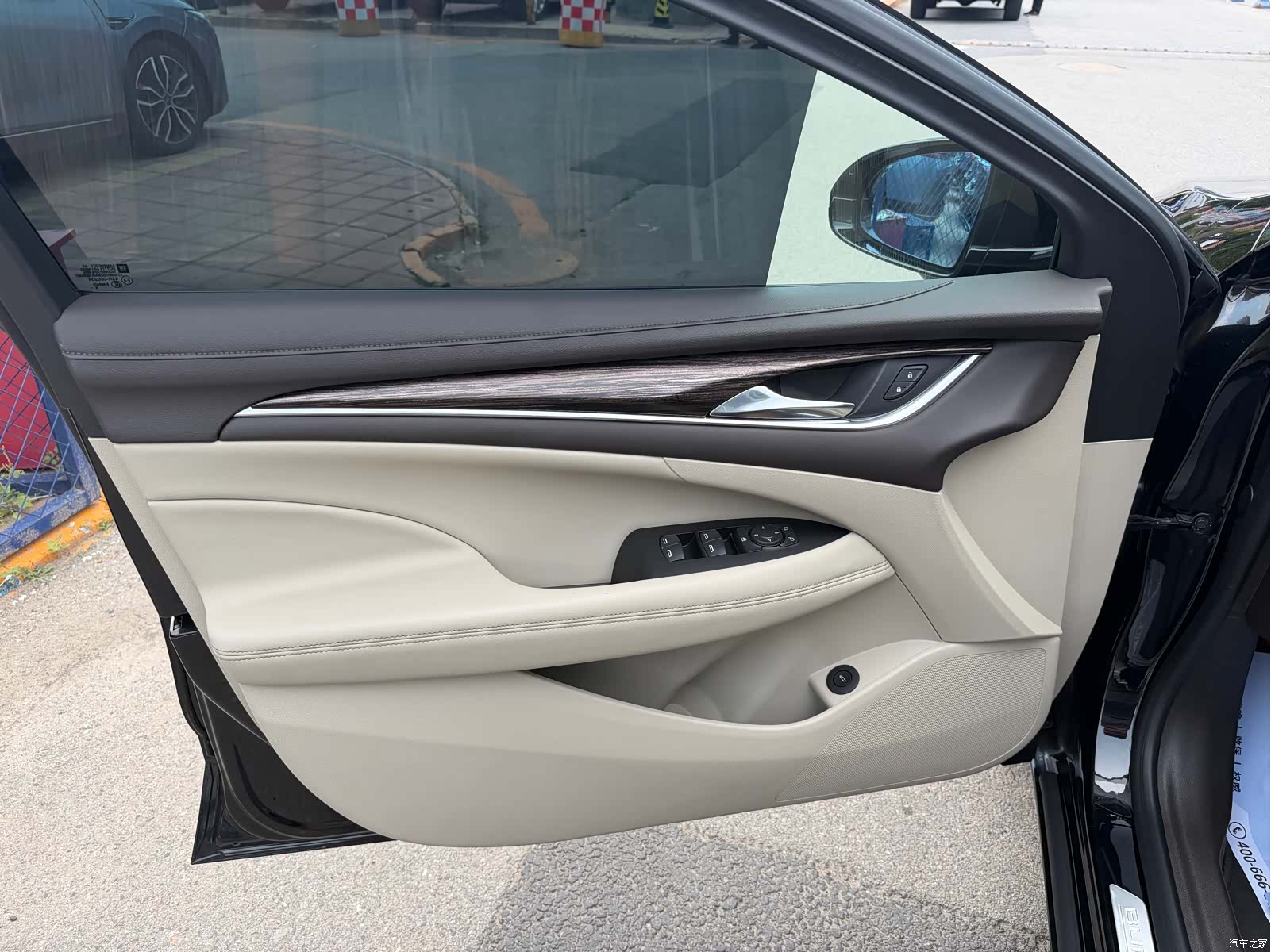 Buick LaCrosse, 2017 10