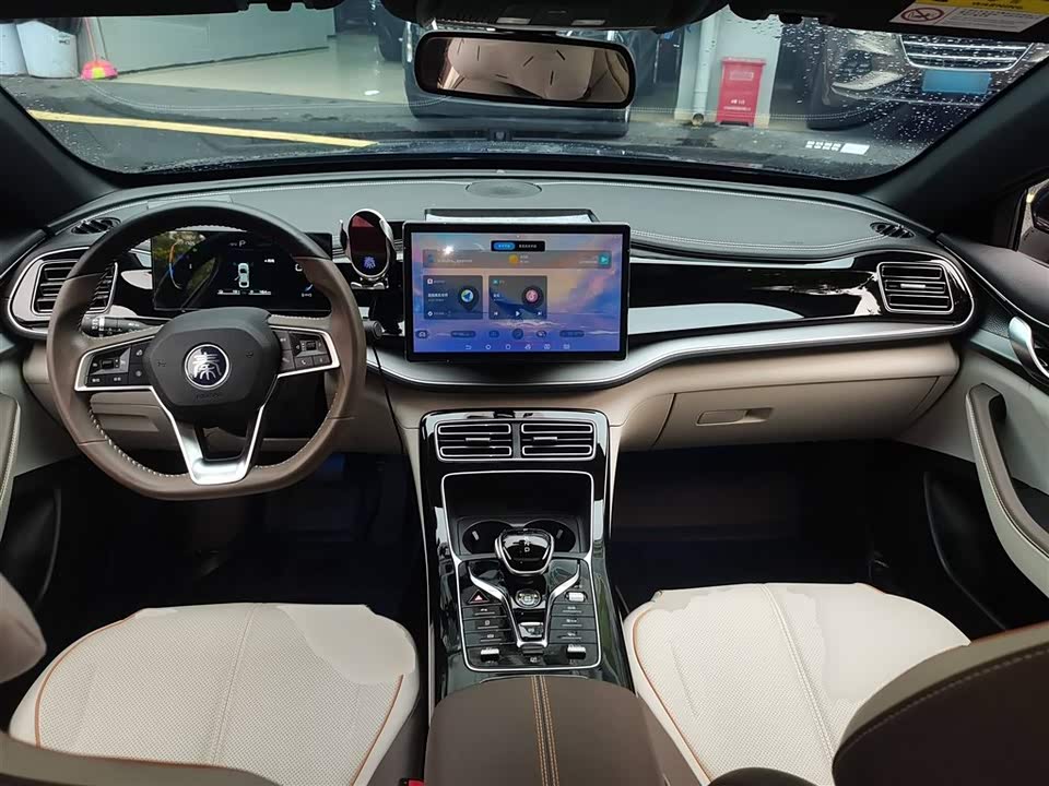 BYD Qin Yuan BYD Qin Yuan