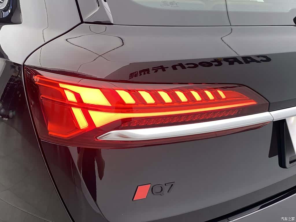 Audi Q7, 2025 30