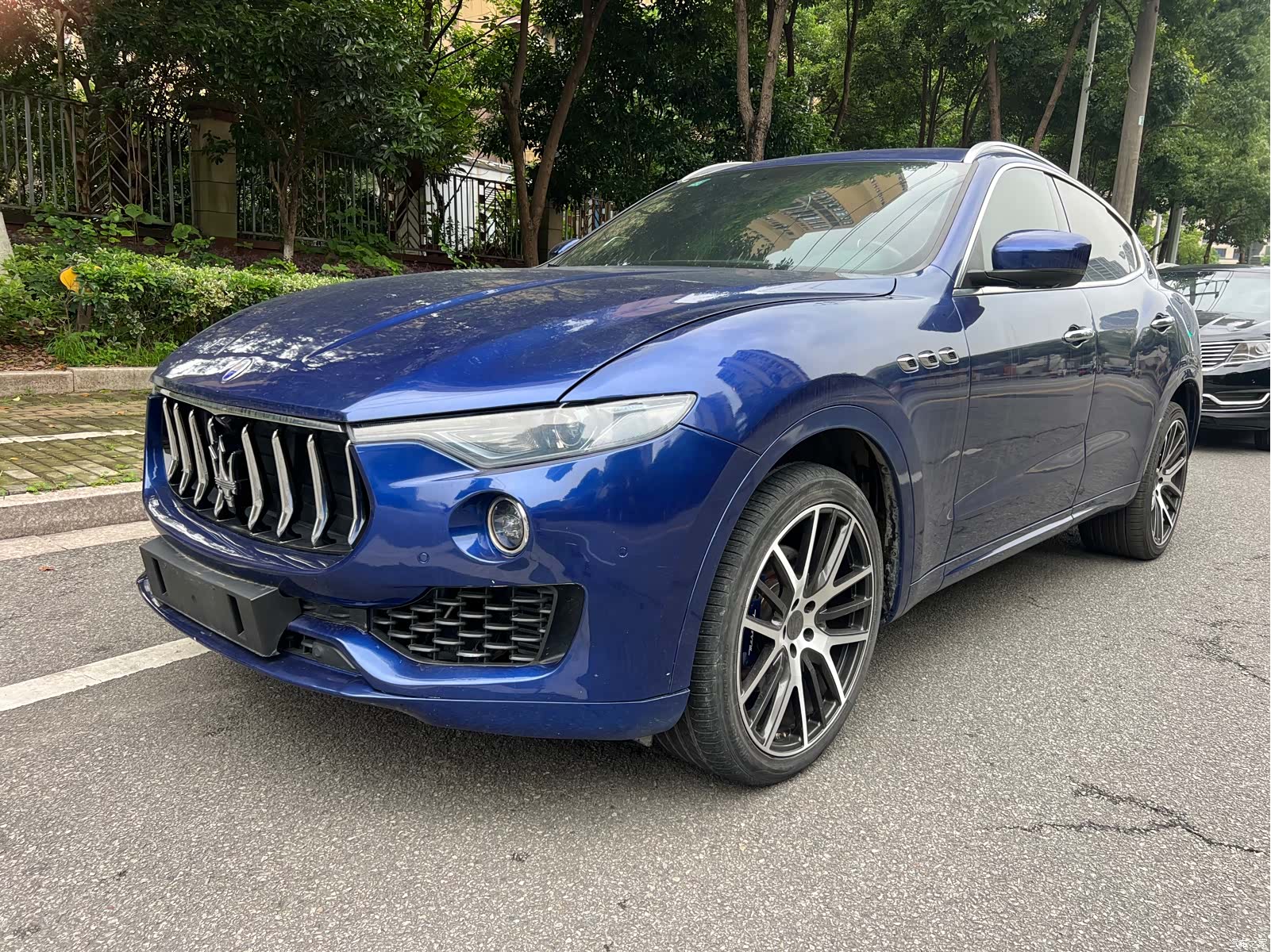 Maserati Levante, 2016 1