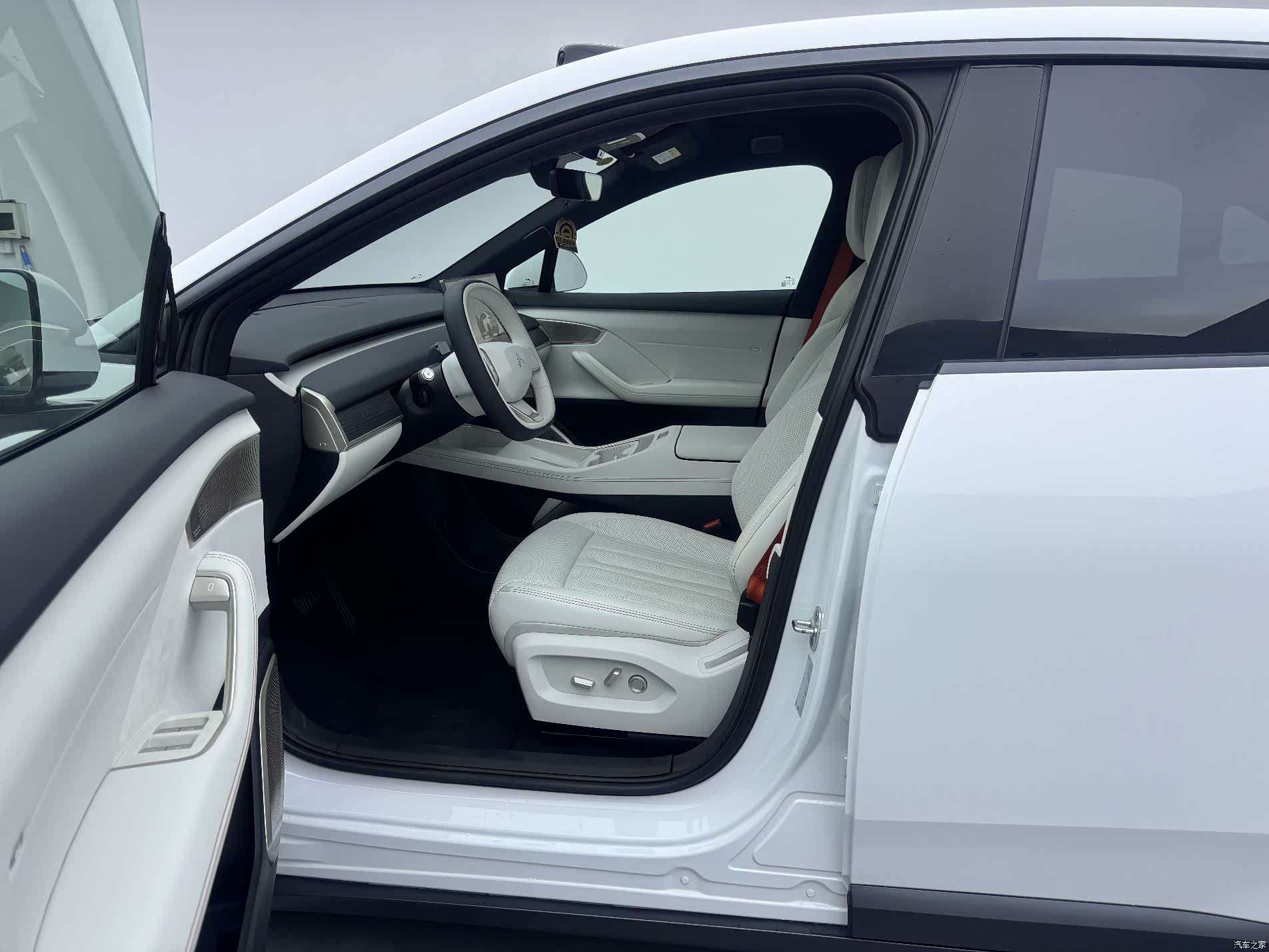 NIO L60, 2025 17