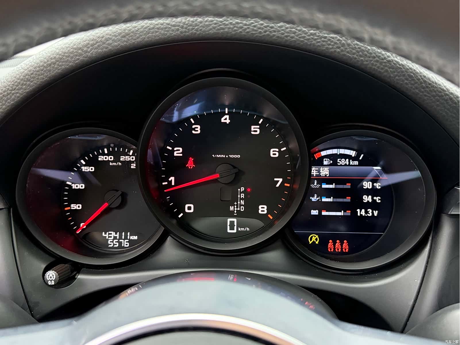 Porsche Macan, 2020 10