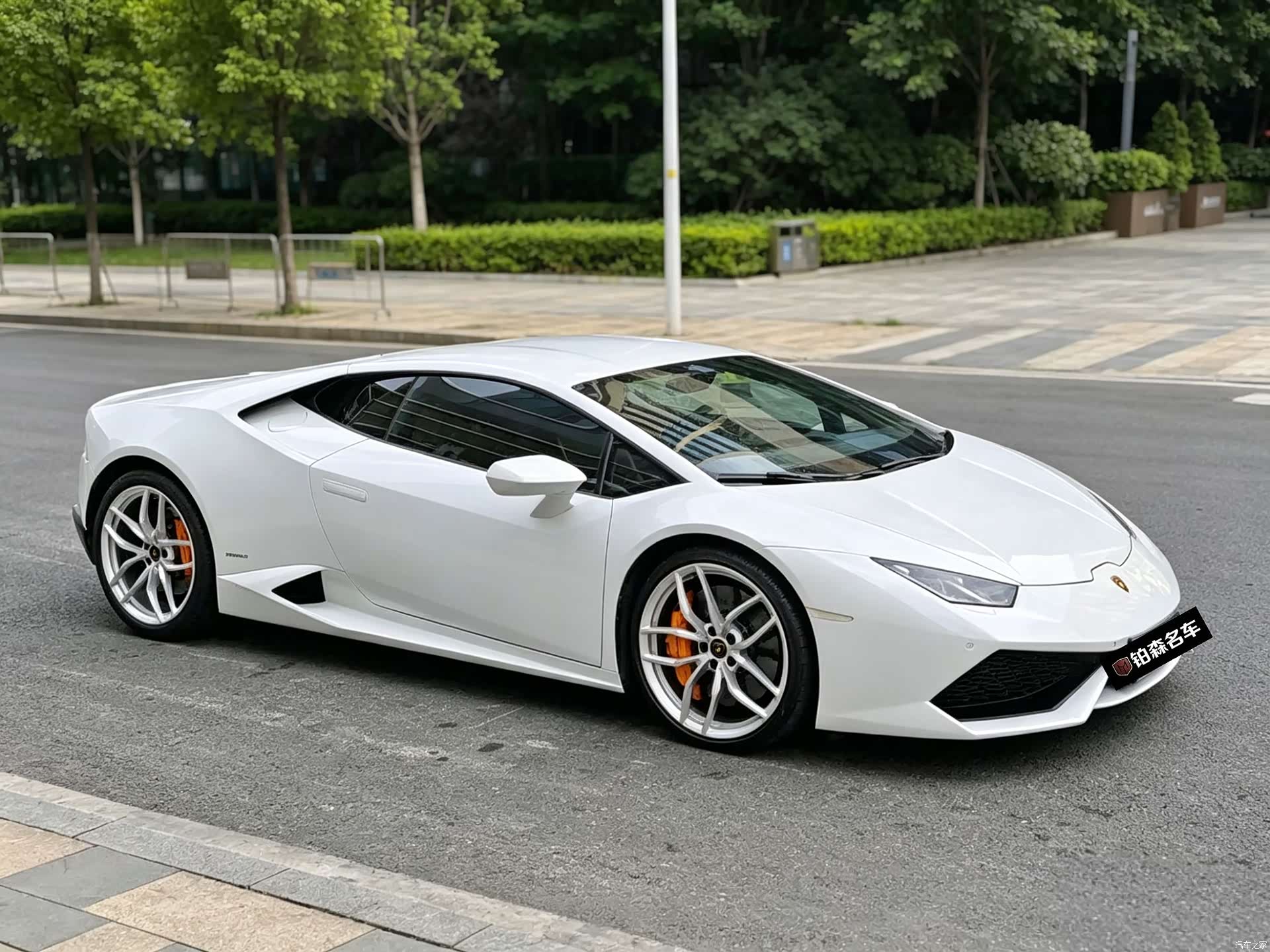 Lamborghini Huracán, 2016 1