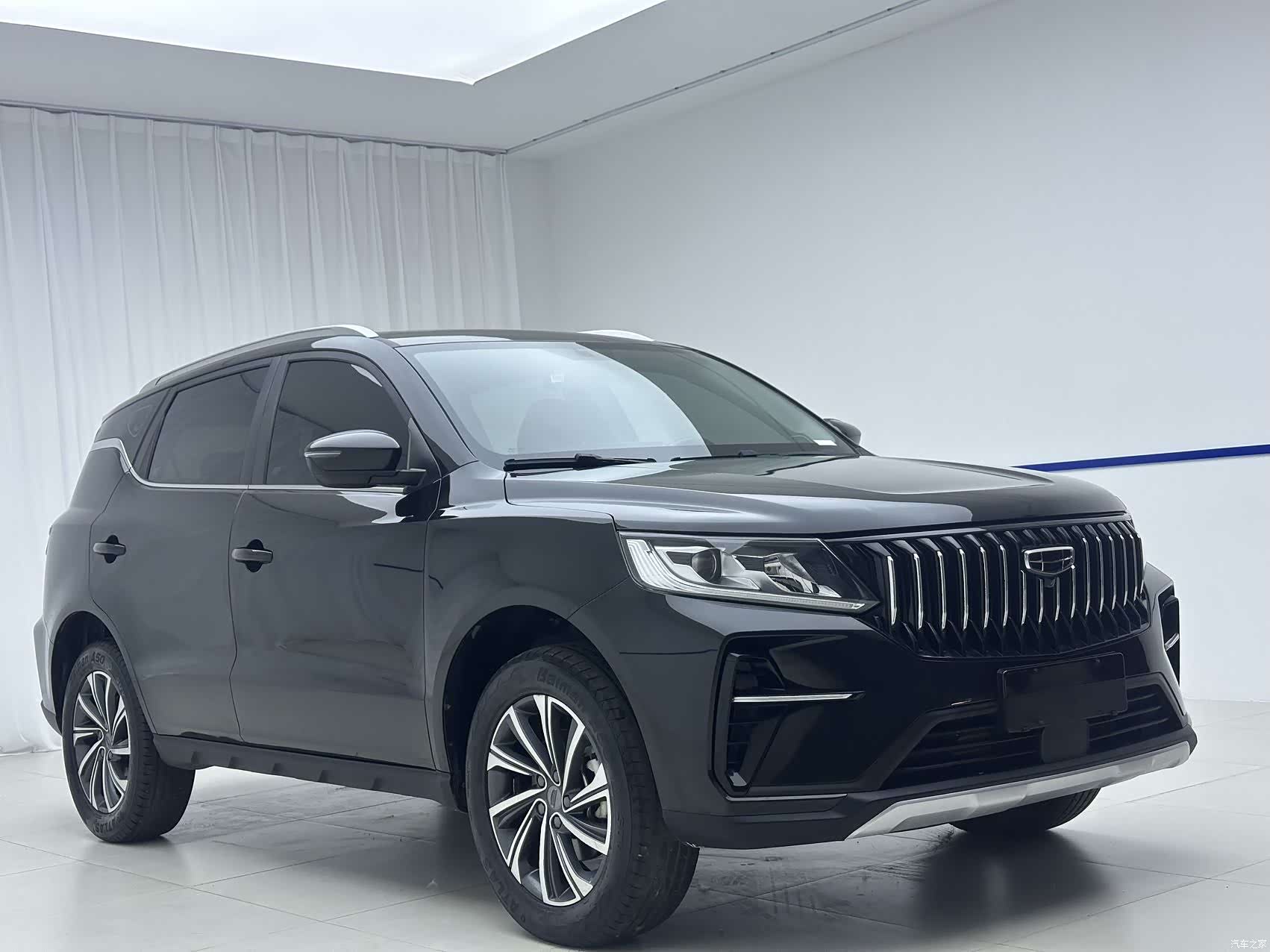 Geely X6, 2022 3