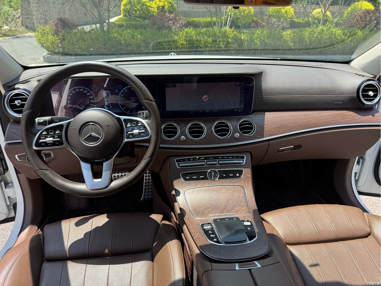 Mercedes-Benz E-Class, 2019 15