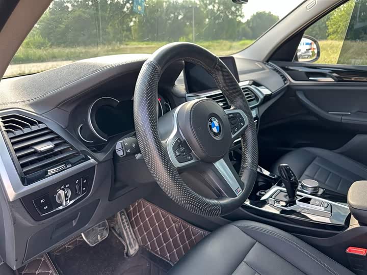 BMW X3, 2018 года фото 15