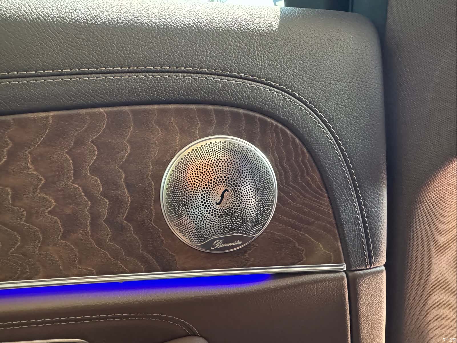 Mercedes-Benz E-Class, 2019 37