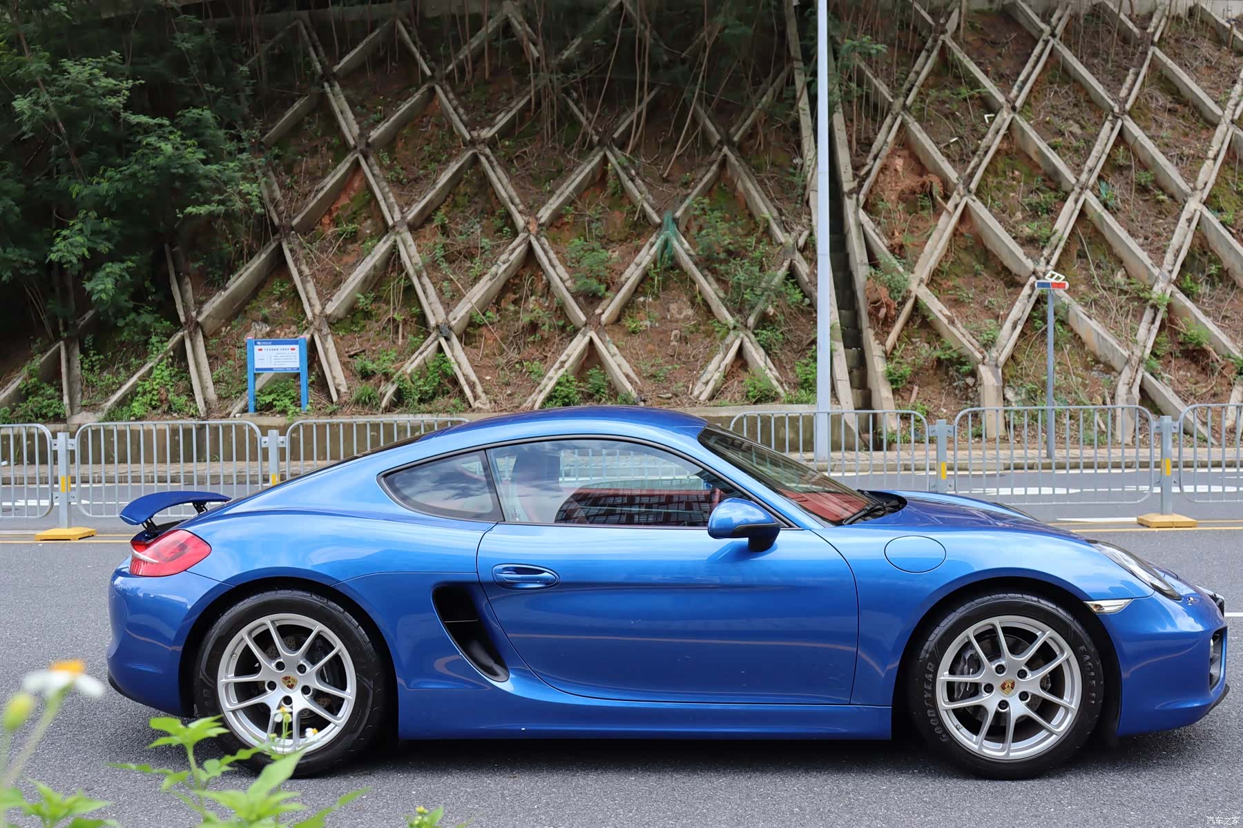 Porsche Cayman, 2016 7