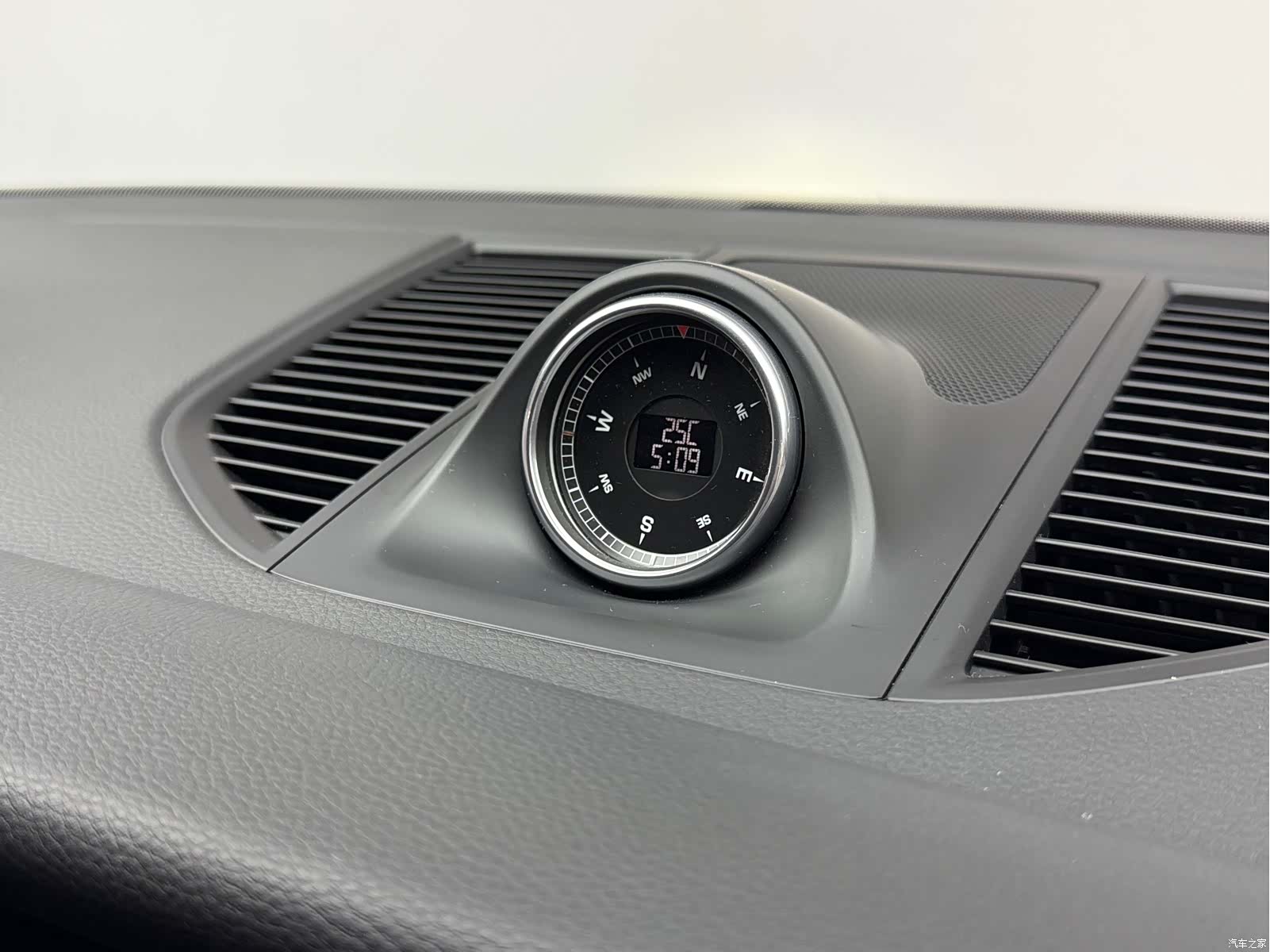 Porsche Macan, 2020 12