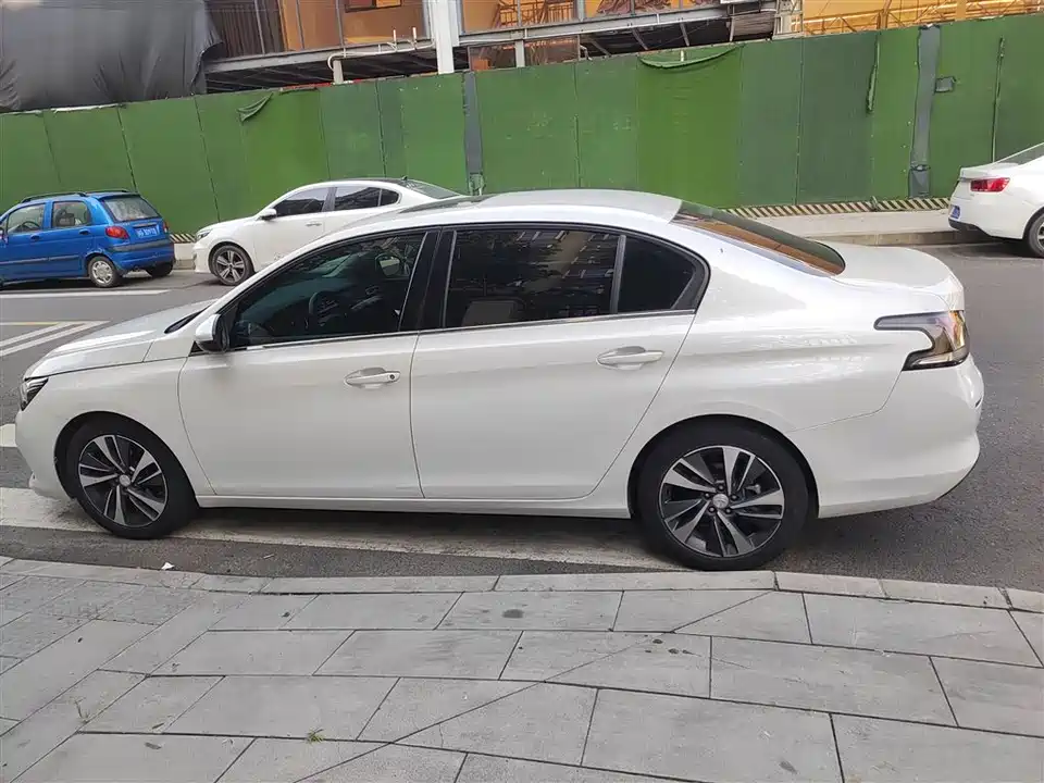 Peugeot 408 Peugeot 408